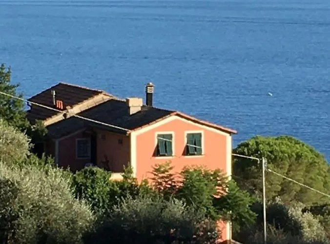 Seaside Villa Between Portofino And Cinque Terre